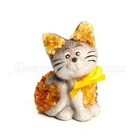 Фигурки из янтаря